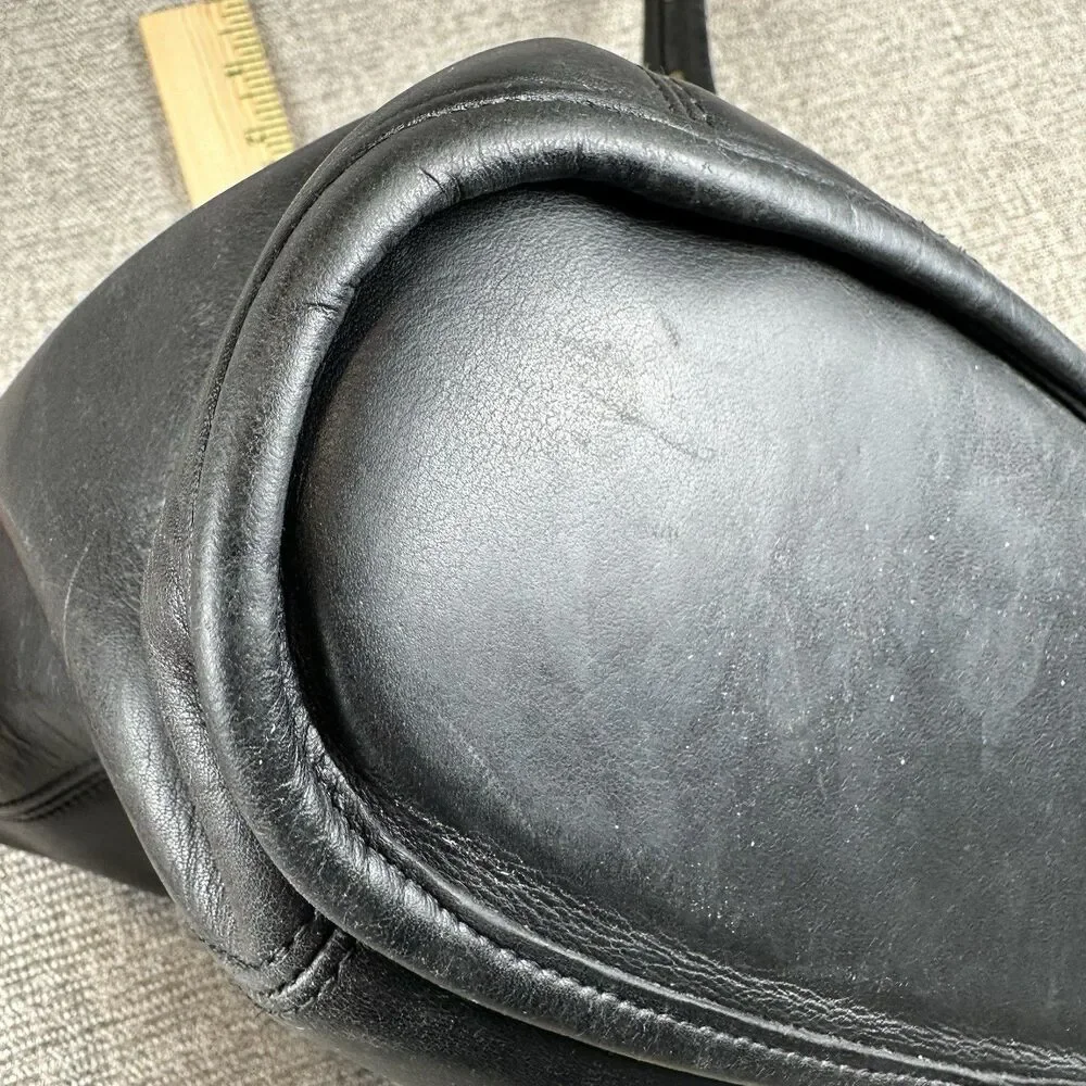 Vintage Coach Black Leather Slim Duffle Sac Shoulder Bag Hobo 9060 Legacy USA